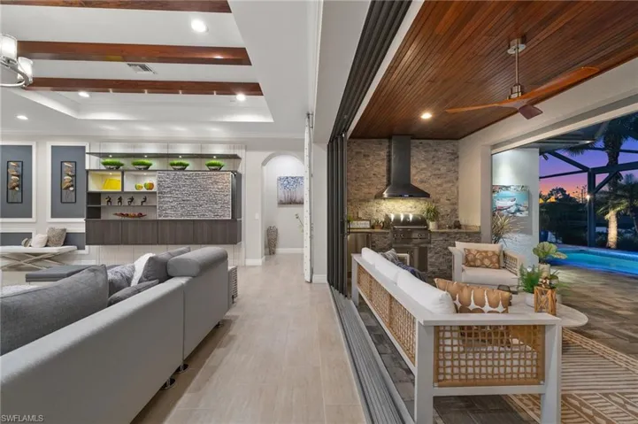 Seamless blend of indoor-outdoor living with large pocket sssliding glass doors