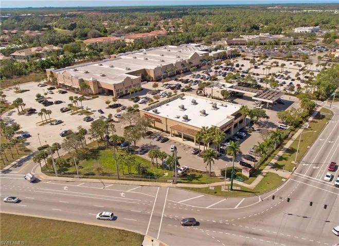 Tamiami Trl E, Naples, Florida 34114