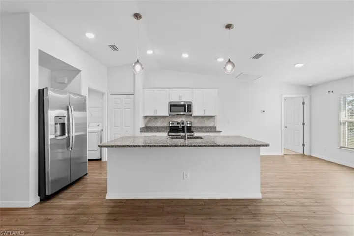 1405 Nw 7th Pl, Cape Coral Fl 33993