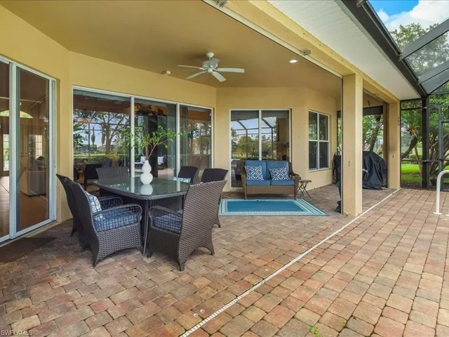 Huge under roof lanai with amazing views.