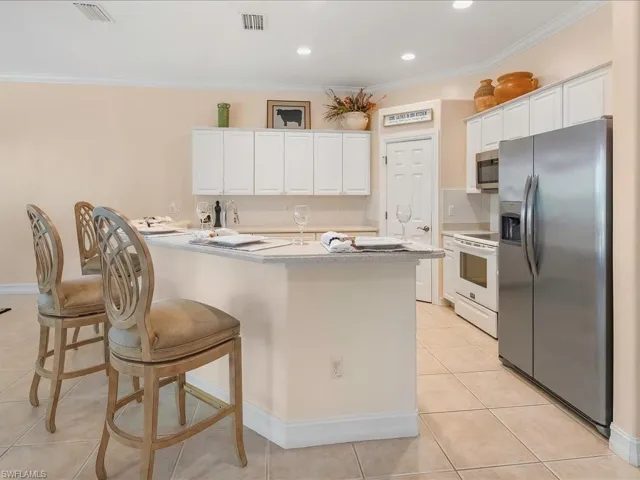 6901 Bent Grass Dr, Naples, Florida 34113