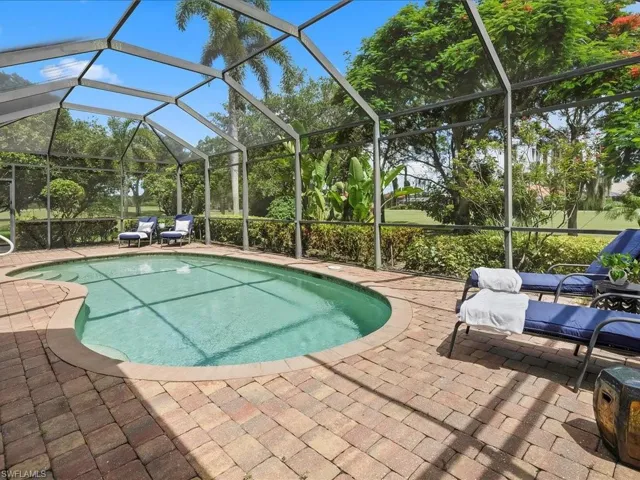 Large pool area , perfect for entertaining.