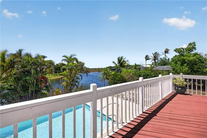 713  Durion  CT, Sanibel, FL 33957