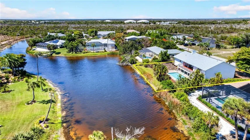 713  Durion  CT, Sanibel, FL 33957