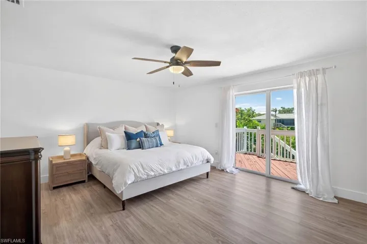 713  Durion  CT, Sanibel, FL 33957