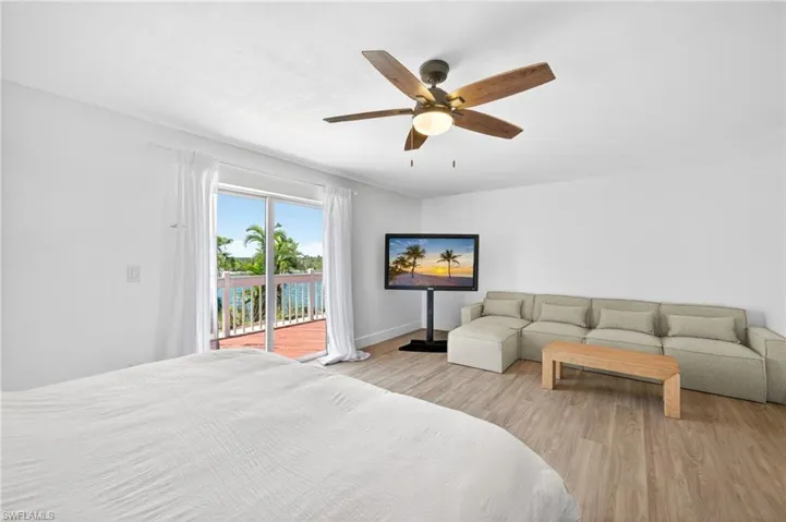 713  Durion  CT, Sanibel, FL 33957