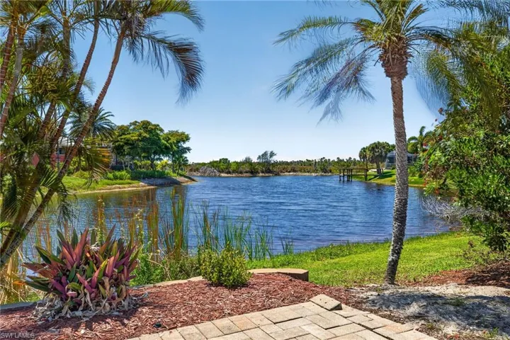 713  Durion  CT, Sanibel, FL 33957