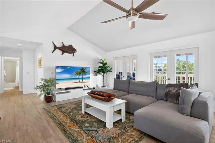 713  Durion  CT, Sanibel, FL 33957