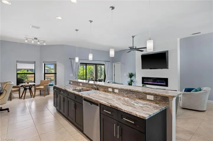 534 Se 1st Ter, Cape Coral, Florida 33990