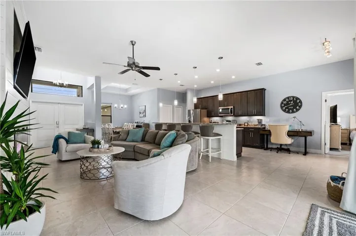 534 Se 1st Ter, Cape Coral, Florida 33990