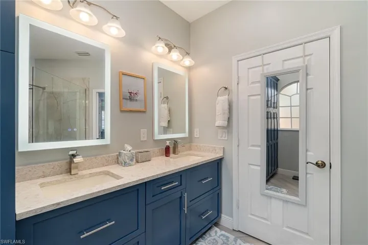 custom vanity primary bath