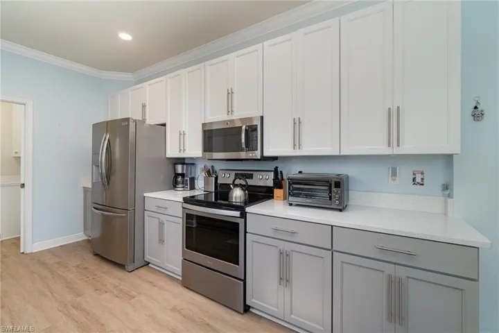 Kitchen soft close cabinets