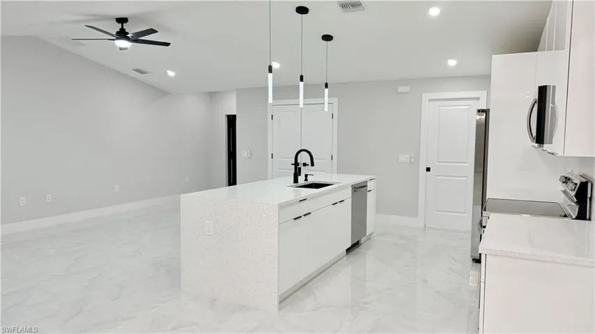 2710  52ND SW ST, Lehigh Acres, FL 33976