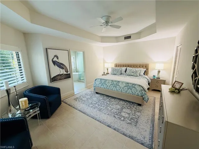 7056 Pelican Bay Blvd 105, Naples, Florida 34108