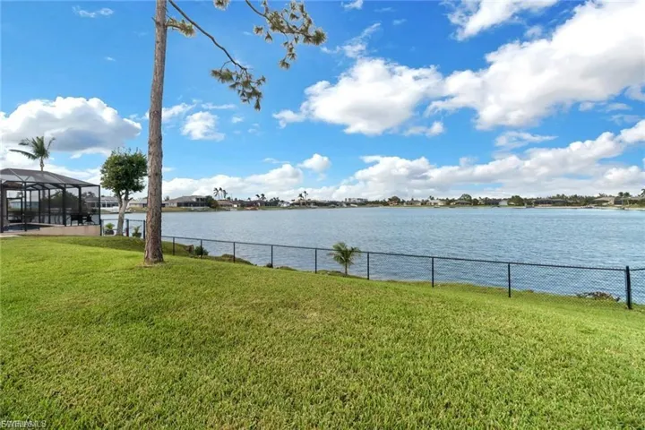 1323 Sw 27th Ter, Cape Coral, Florida 33914