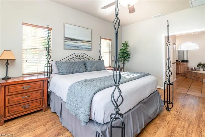1323 Sw 27th Ter, Cape Coral, Florida 33914