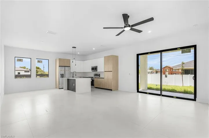 1306 NE 3rd  AVE, Cape Coral, FL 33909
