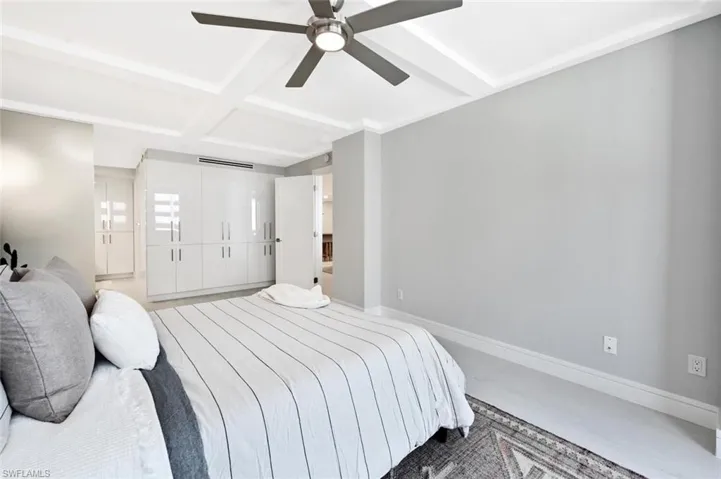 Primary Bedroom/Queen Bed