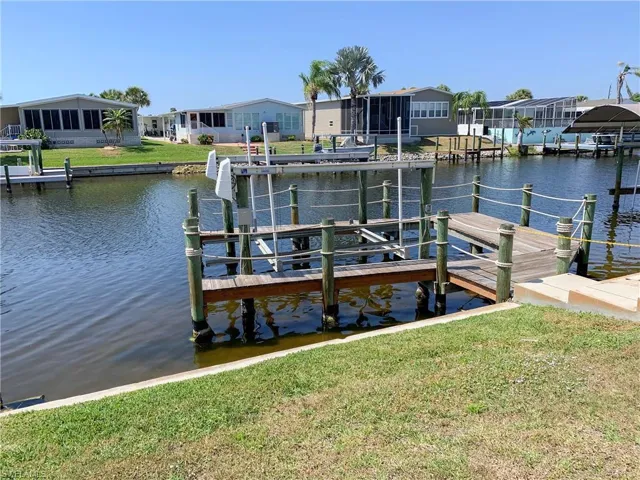 Captain's Walk Dock and Lift with new motors