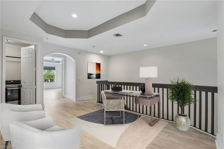 1410 Mariposa Cir 102, Naples, Florida 34105