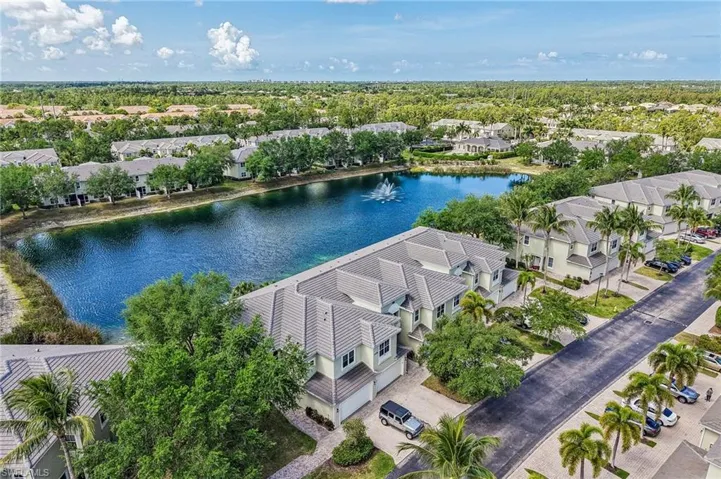 1410 Mariposa Cir 102, Naples, Florida 34105
