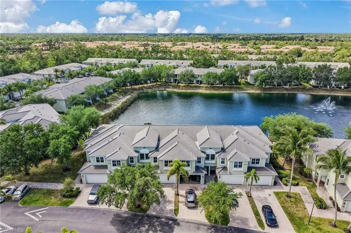 1410 Mariposa Cir 102, Naples, Florida 34105