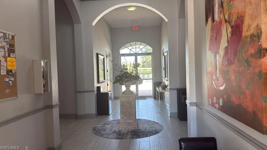 1410 Mariposa Cir 102, Naples, Florida 34105