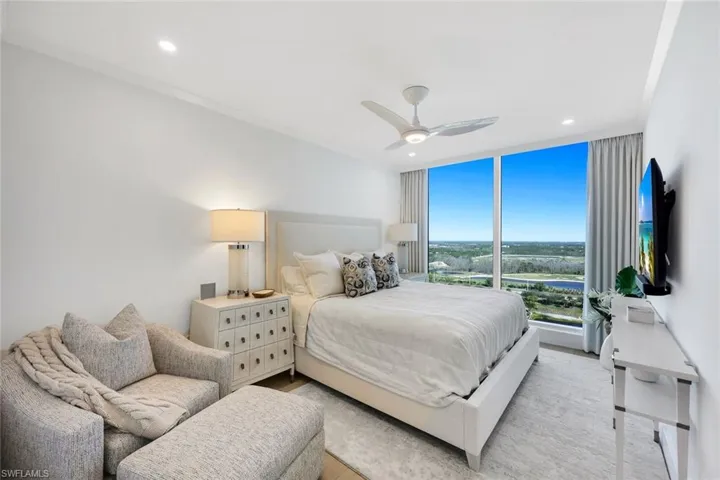 guest bedroom 3