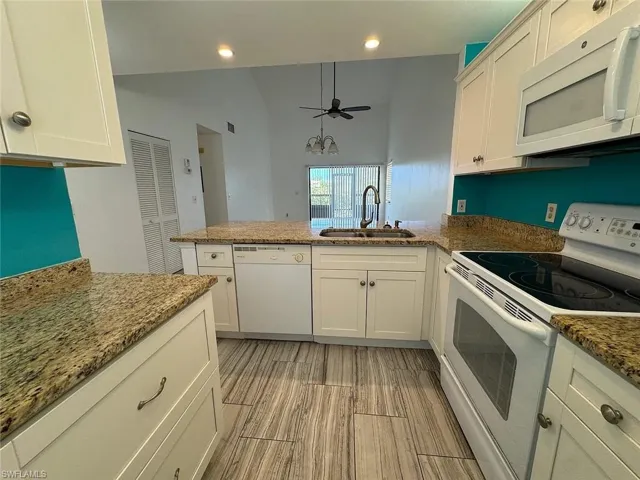 17035  Terraverde  CIR, Fort Myers, FL 33908