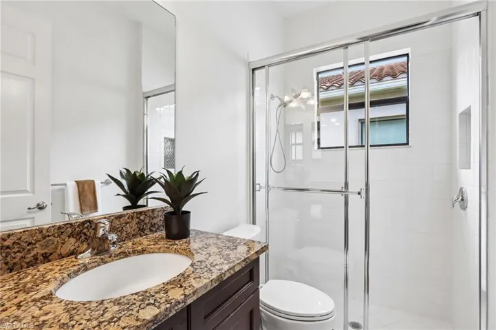 13783 Luna Dr, Naples, Florida 34109