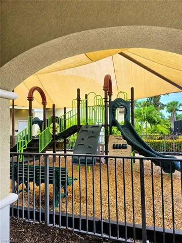 13783 Luna Dr, Naples, Florida 34109