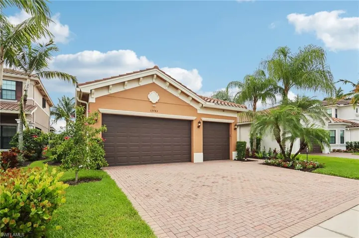 13783 Luna Dr, Naples, Florida 34109