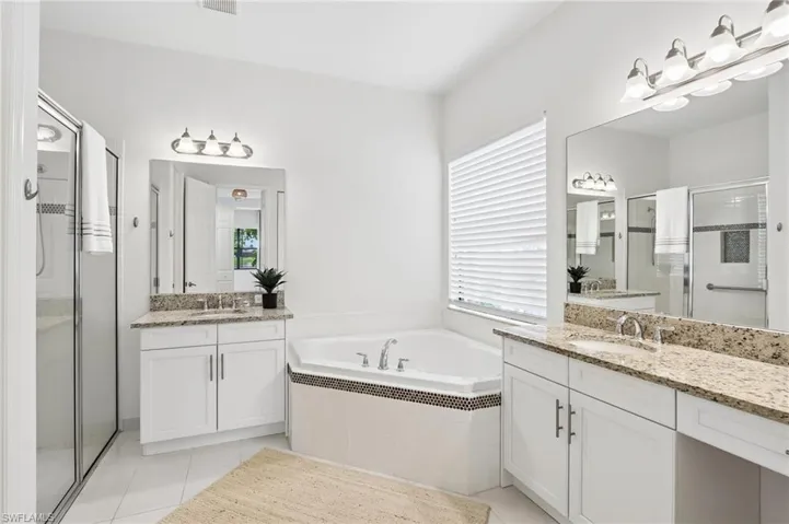 13783 Luna Dr, Naples, Florida 34109