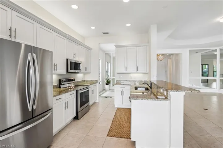 13783 Luna Dr, Naples, Florida 34109