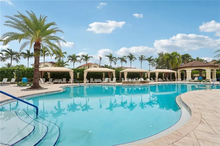 13783 Luna Dr, Naples, Florida 34109