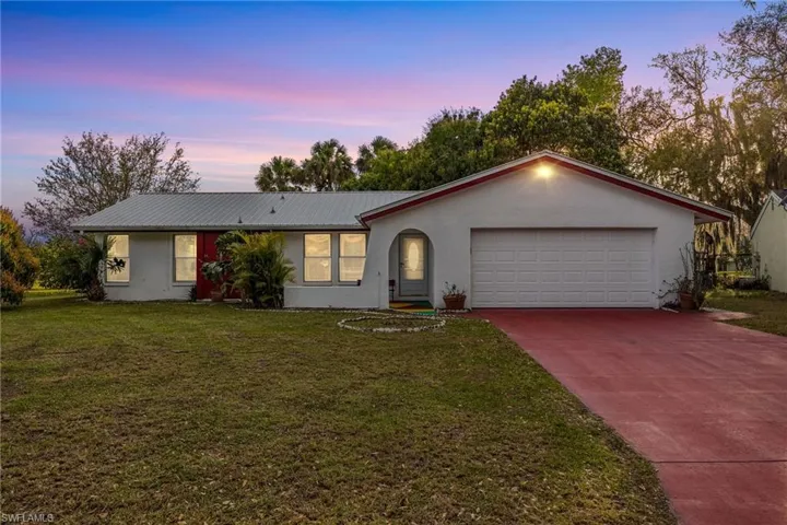 4005  School  CIR, Labelle, FL 33935