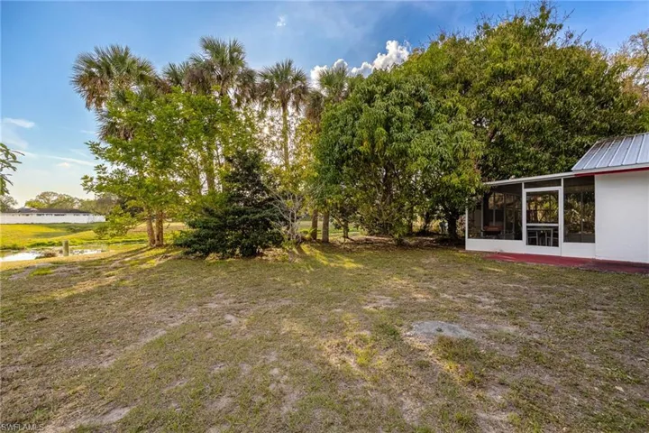 4005  School  CIR, Labelle, FL 33935