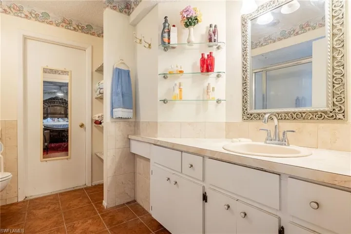4005  School  CIR, Labelle, FL 33935