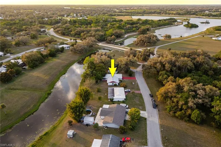4005  School  CIR, Labelle, FL 33935