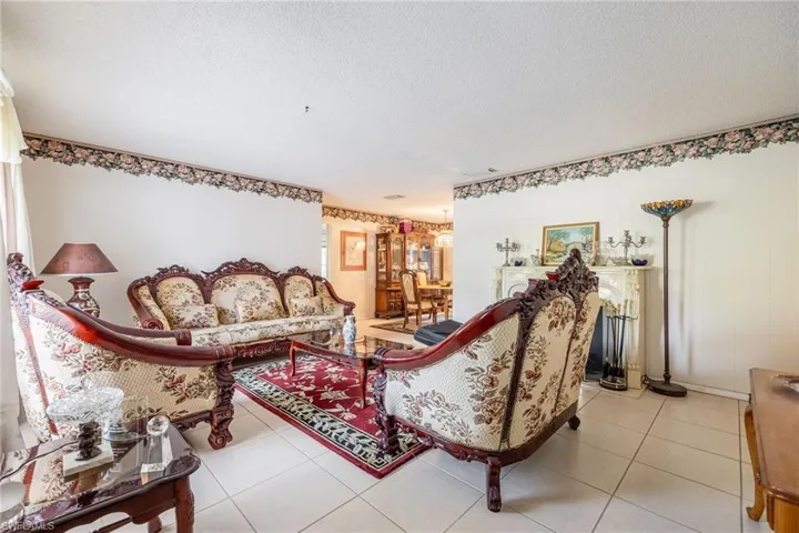 4005  School  CIR, Labelle, FL 33935