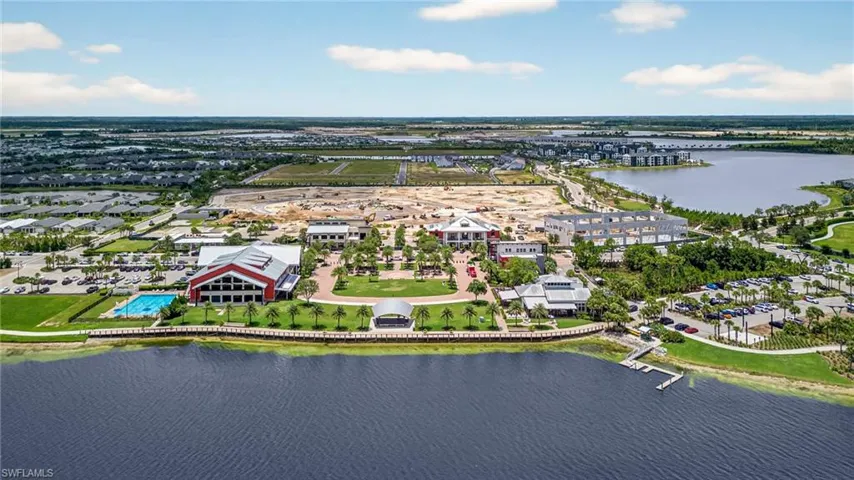 Aerial view of Founder's Square & B Street featuring from Lake Babcock