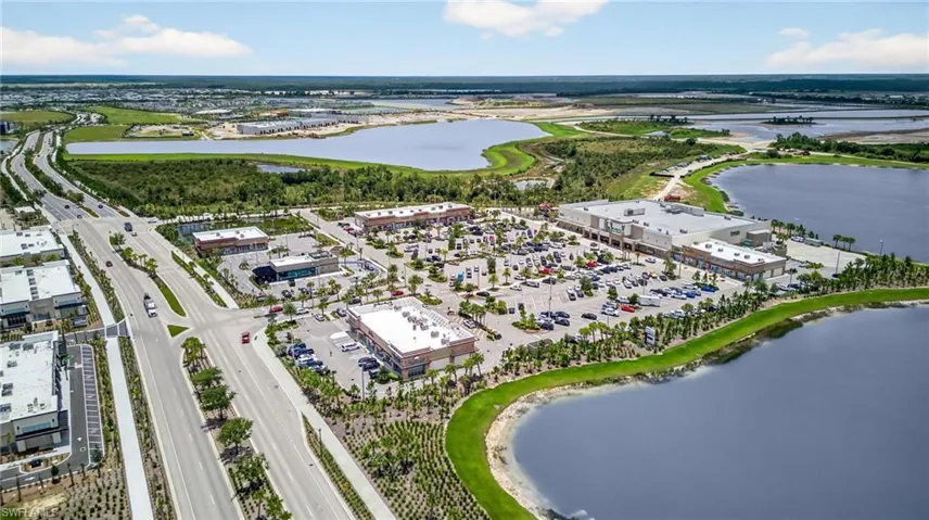 Aerial view of Crescent B Commons (Publix)