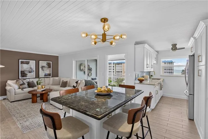 Open floor plan!