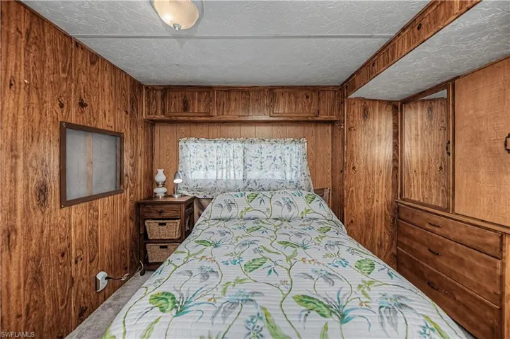 284 Blue Spring Ter, North Fort Myers, Florida 33903