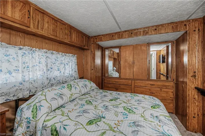 284 Blue Spring Ter, North Fort Myers, Florida 33903