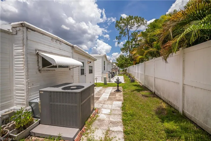284 Blue Spring Ter, North Fort Myers, Florida 33903