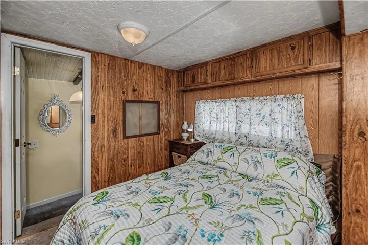 284 Blue Spring Ter, North Fort Myers, Florida 33903