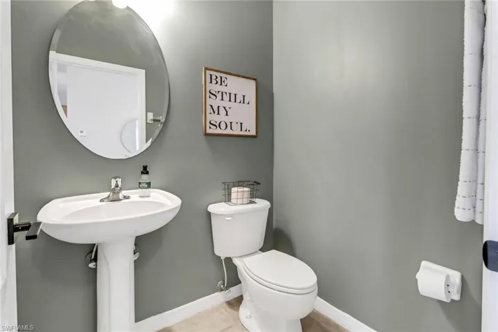 Main Floor Guest Bath