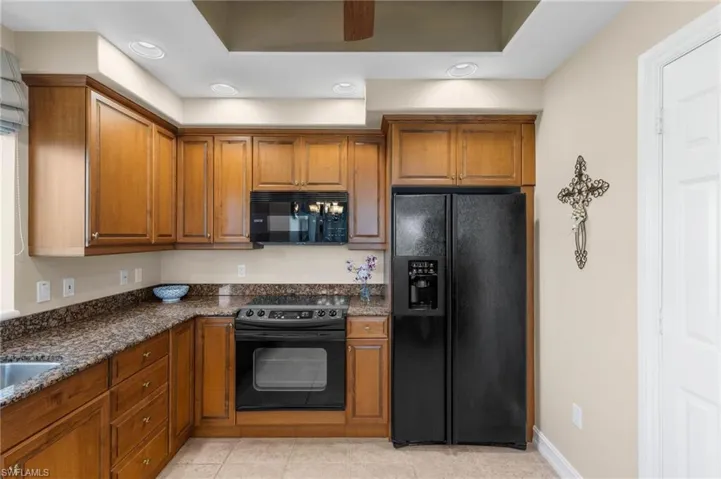 2738 Tiburon Blvd E # 405, Naples Fl 34109