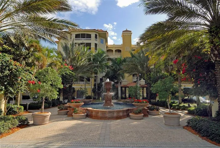 2738 Tiburon Blvd E # 405, Naples Fl 34109